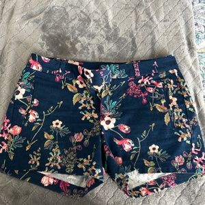 Navy Floral Short Size 2